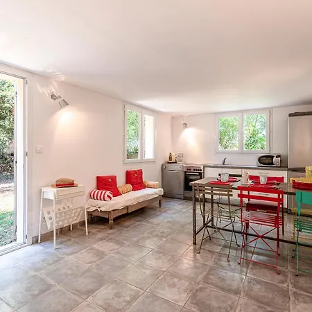 Casa Bavitoli Rdc - Avec Jardin Cauro